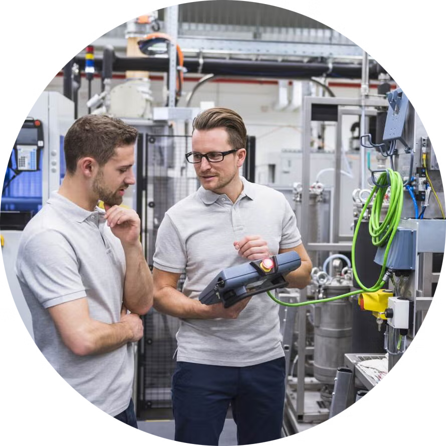 Men-with-control-in-factory-shop