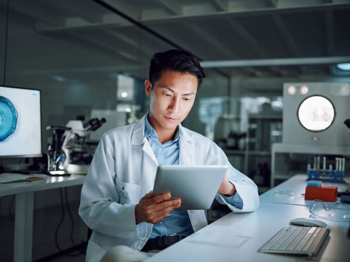 worker in lab