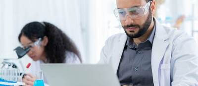 Scientists-Lab-ULcom