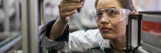 G1093532558_Right-Rounded-Corner-header_1200x900